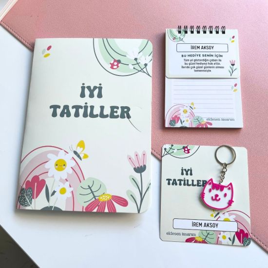 Çiçekli İsme Özel Karne Seti resmi